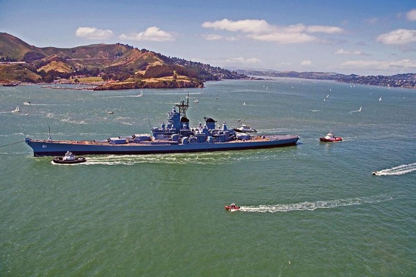 超艇算什么？60萬租下270米美國(guó)超級(jí)戰(zhàn)列艦