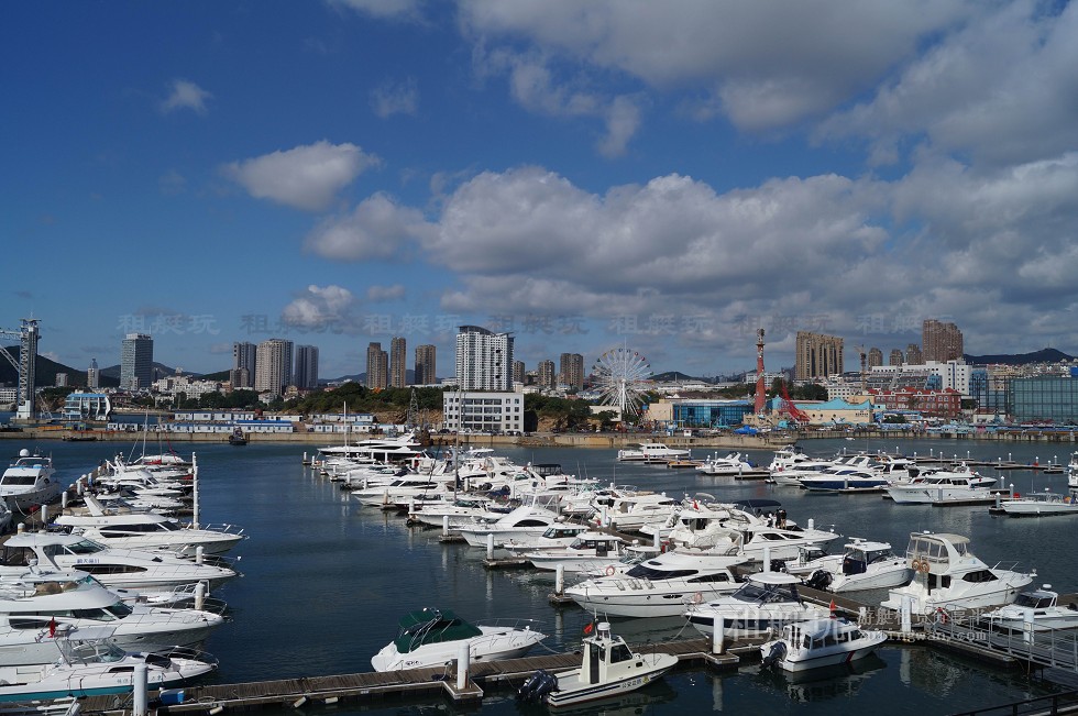 大連星海灣國(guó)際游艇俱樂(lè)部