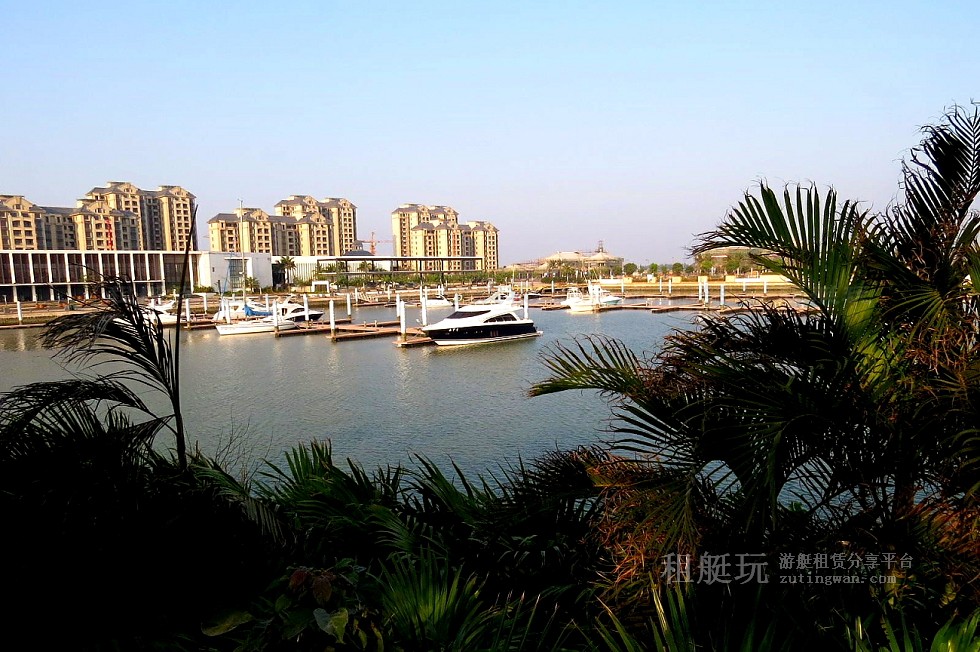 海南?？谛虏簫u國際游艇會