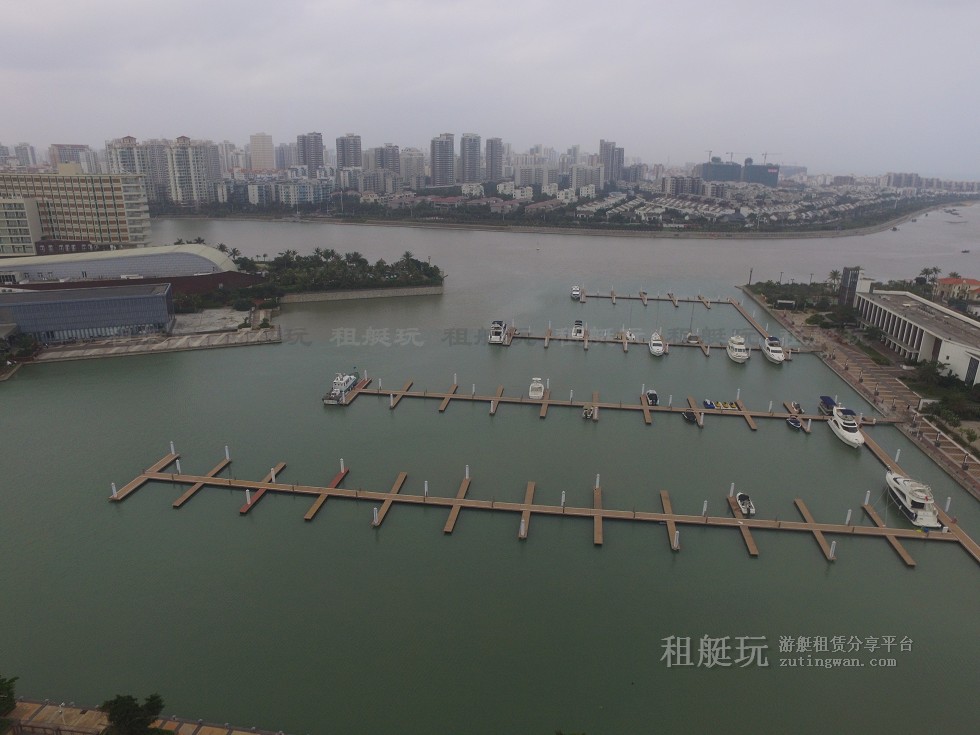 海南?？谛虏簫u國際游艇會